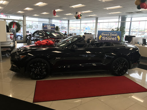 Ford Dealer «Arlington Heights Ford», reviews and photos, 801 W Dundee Rd, Arlington Heights, IL 60004, USA