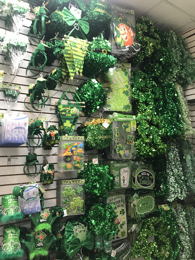 Dollar Store «Discount King», reviews and photos, 2271 Hylan Blvd, Staten Island, NY 10306, USA