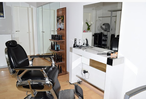 NT Friseursalon à Köln