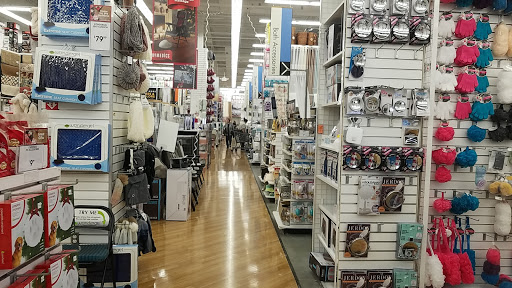 Department Store «Bed Bath & Beyond», reviews and photos, 1950 E Greyhound Pass, Carmel, IN 46033, USA