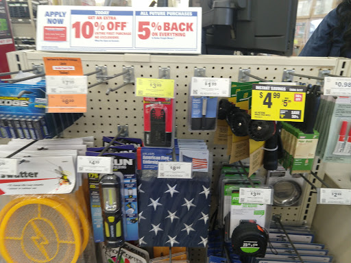 Hardware Store «Harbor Freight Tools», reviews and photos, 6020 Lankershim Blvd, North Hollywood, CA 91606, USA
