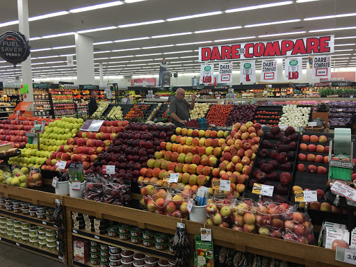 Supermarket «Hy-Vee», reviews and photos, 901 S 4th St, Clinton, IA 52732, USA