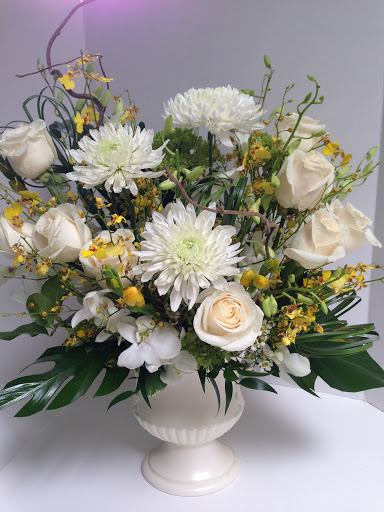 Florist «East Meets West Flowers», reviews and photos, 17 Brookfield Pl, Pleasantville, NY 10570, USA