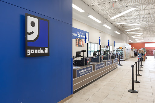 Thrift Store «Goodwill New Milford Store & Donation Station», reviews and photos, 115 Danbury Rd, New Milford, CT 06776, USA