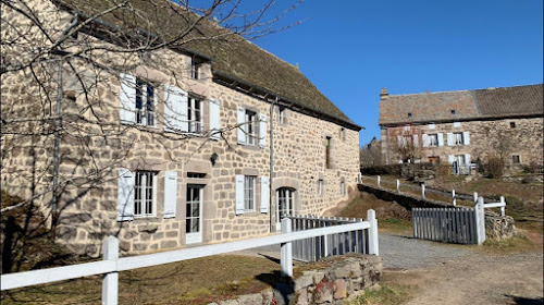 Le Gîte de Bredons (Cantal Auvergne) à Albepierre-Bredons