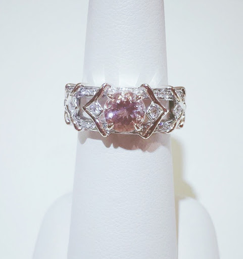 Jeweler «De Robertis Jewelers», reviews and photos, 52 LaSalle Rd, West Hartford, CT 06107, USA