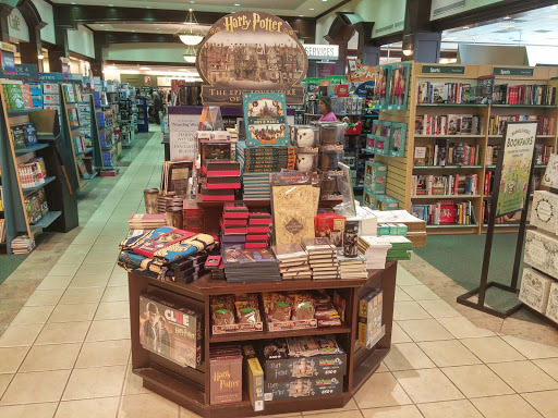 Book Store «Barnes & Noble», reviews and photos, 3102 Northline Ave, Greensboro, NC 27408, USA