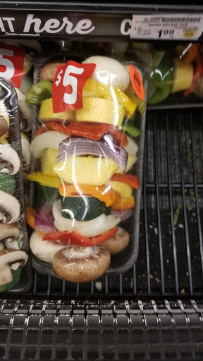 Grocery Store «Safeway», reviews and photos, 1500 Coburg Rd, Eugene, OR 97401, USA