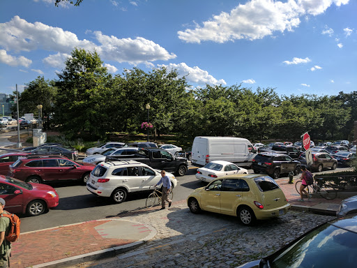 Liquor Store «Dixie Liquor», reviews and photos, 3429 M St NW, Washington, DC 20007, USA