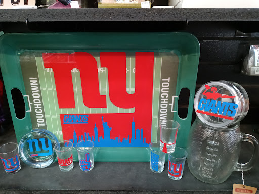 Tobacco Shop «Hypnotized Smoke Shop», reviews and photos, 2967 Patterson Rd, Florissant, MO 63031, USA