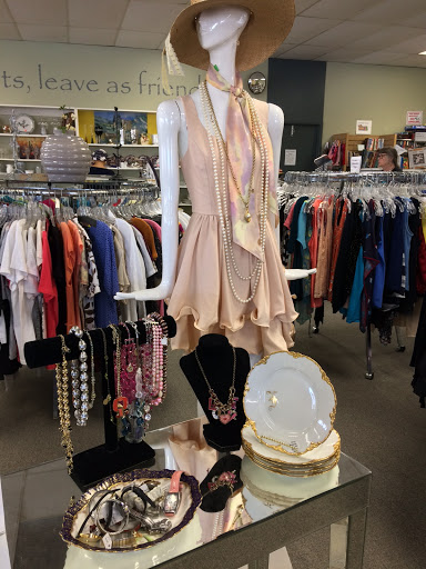 Thrift Store «Hospice of the North Coast Resale Shop», reviews and photos, 278 N El Camino Real, Encinitas, CA 92024, USA