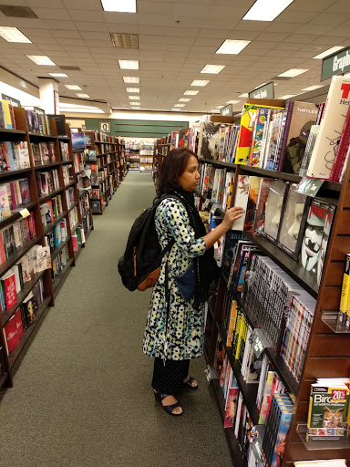 Book Store «Barnes & Noble», reviews and photos, 5400 New Hope Commons, Durham, NC 27707, USA