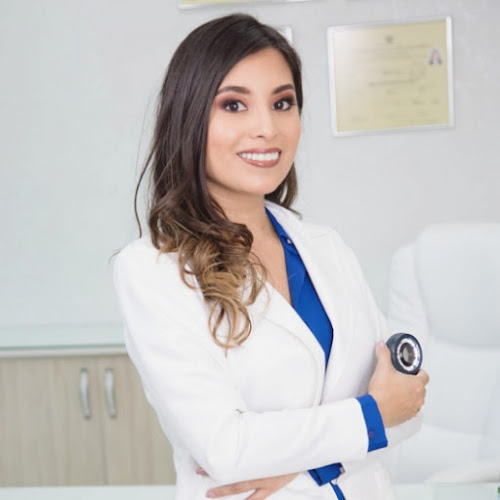 Dra. Catherine Cordova Vera, Dermatólogo - Lima