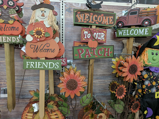 Craft Store «Michaels», reviews and photos, 3991 Hollis St, Emeryville, CA 94608, USA