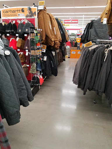 Home Improvement Store «Tractor Supply Co.», reviews and photos, 1503 E Main St, Waynesboro, PA 17268, USA