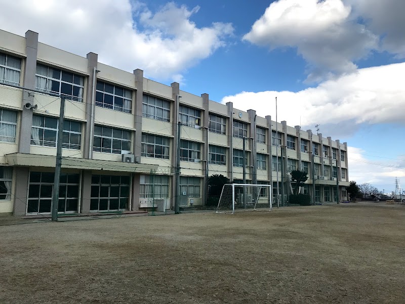 桑名市立桑部小学校