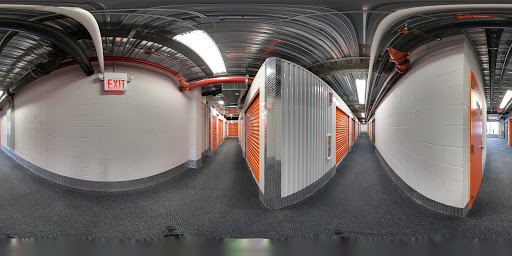 Self-Storage Facility «CubeSmart Self Storage», reviews and photos, 33-24 Woodside Ave, Long Island City, NY 11101, USA