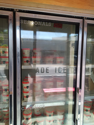 Shopping Mall «CocoWalk», reviews and photos, 3015 Grand Ave, Coconut Grove, FL 33133, USA