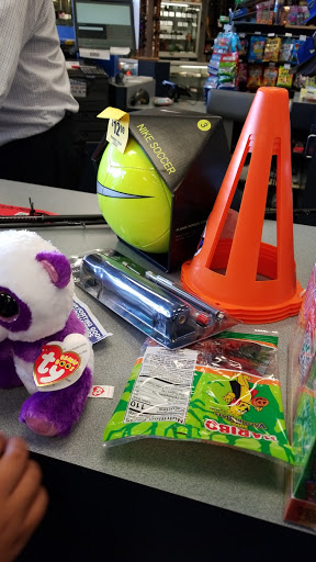 Sporting Goods Store «Big 5 Sporting Goods - San Mateo», reviews and photos, 2825 S El Camino Real, San Mateo, CA 94403, USA