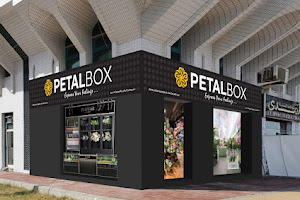 Petal Box - Flowers, Cakes and Chocolates (Online Flower Delivery Abu Dhabi ) image