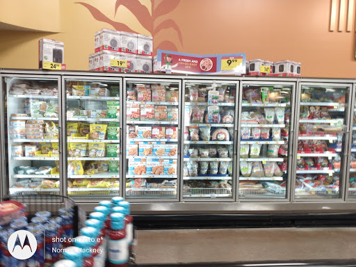 Grocery Store «Kroger», reviews and photos, 525 E Clifty Dr, Madison, IN 47250, USA