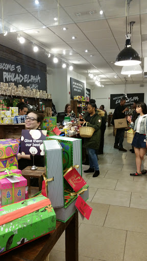 Cosmetics Store «Lush Cosmetics», reviews and photos, 1525 Walnut St, Philadelphia, PA 19102, USA