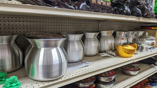 Asian Grocery Store «Pacific Ocean Marketplace - Denver», reviews and photos, 2200 W Alameda Ave, Denver, CO 80223, USA