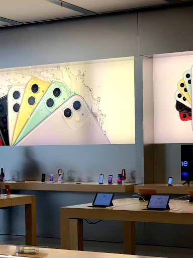 Computer Store «Apple Tacoma Mall», reviews and photos, 4502 S Steele St, Tacoma, WA 98409, USA