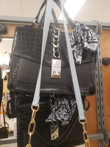 Department Store «T.J. Maxx & HomeGoods», reviews and photos, 2314 Remi Dr, Melbourne, FL 32940, USA