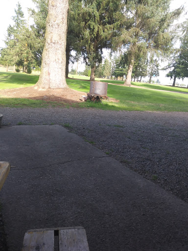 Golf Course «Sunset Grove Golf Course», reviews and photos, 41615 NW Osterman Rd, Forest Grove, OR 97116, USA