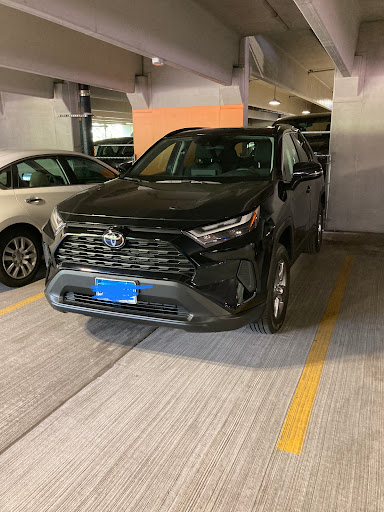 Toyota Dealer «Toyota of Wallingford», reviews and photos, 859 N Colony Rd, Wallingford, CT 06492, USA