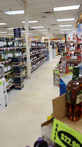 State Liquor Store «NH Liquor & Wine Outlet», reviews and photos, 10 Benning St, West Lebanon, NH 03784, USA