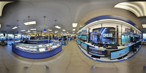 Pawn Shop «La Familia Pawn and Jewelry», reviews and photos, 1707 E Hinson Ave, Haines City, FL 33844, USA