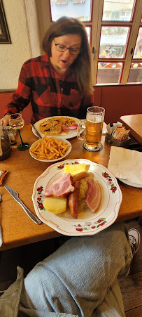 Choucroute d'Alsace du Restaurant de spécialités alsaciennes Schwendi Bier und Wistub à Colmar - n°2