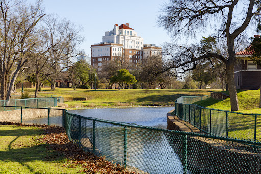 Park «Lake Cliff Park», reviews and photos, 300 E Colorado Blvd, Dallas, TX 75201, USA
