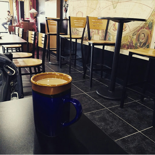 Coffee Shop «The Screen Door Coffee and Entertainment», reviews and photos, 408 W Main St, Norman, OK 73069, USA