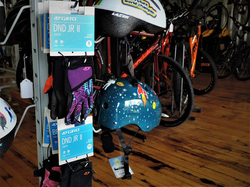 Bicycle Store «The Bike Hub», reviews and photos, 495 N Main St, Glen Ellyn, IL 60137, USA