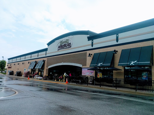 Grocery Store «Kennie’s Market», reviews and photos, 11 Grand Dr, Taneytown, MD 21787, USA