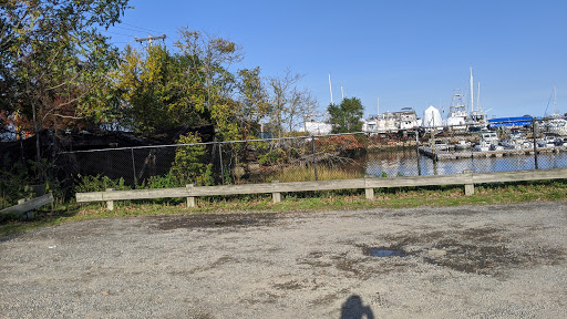 Park «Dorchester Shores Reservation Victory Road Park», reviews and photos, Victory Rd, Dorchester, MA 02122, USA