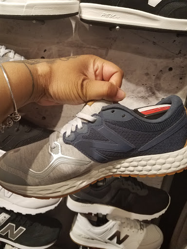 Shoe Store «New Balance», reviews and photos, 1615 Walnut St, Philadelphia, PA 19103, USA