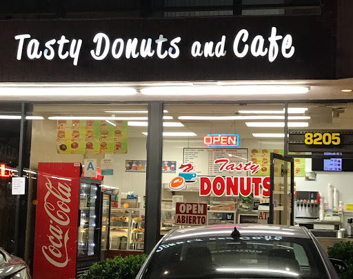 Donut Shop «Tasty Donuts and Cafe», reviews and photos, 8205 Santa Monica Blvd, West Hollywood, CA 90046, USA