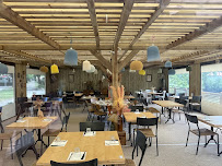 Atmosphère du Été 91 Bar Restaurant à Tarascon-sur-Ariège - n°9