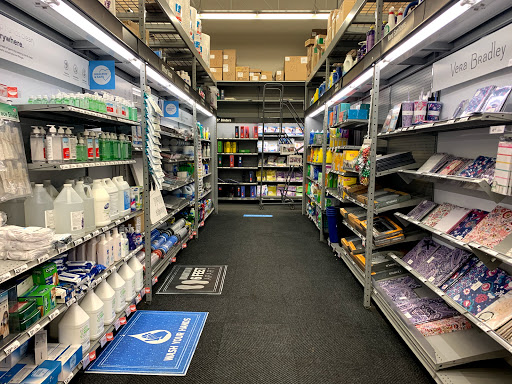 Office Supply Store «Staples», reviews and photos, 3058 Bardstown Rd, Louisville, KY 40205, USA