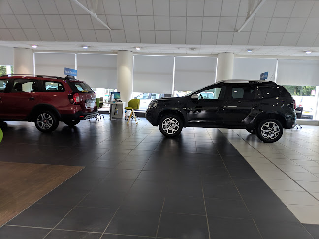 Comments and reviews of Arnold Clark Bishopbriggs Renault