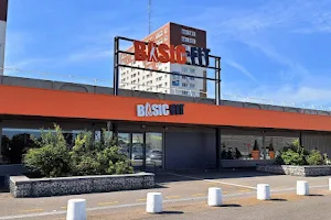 Basic-Fit Calais Centre Commercial Carrefour image