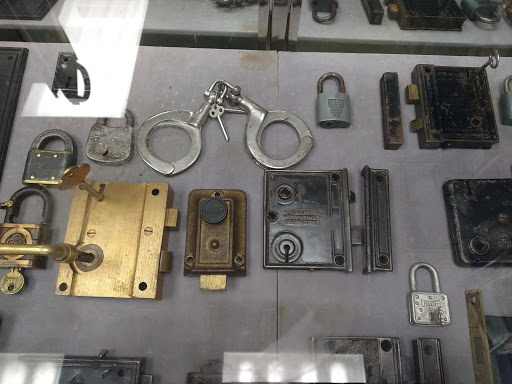 Locksmith «Keyhole Locksmith», reviews and photos, 1775 W 11th Ave, Eugene, OR 97402, USA