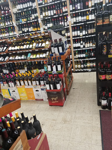 Wine Store «Riverdale Liquors wine Factory», reviews and photos, 207 W 231st St, Bronx, NY 10463, USA