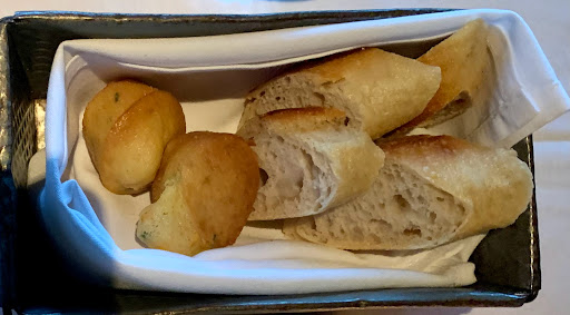 Bar & Grill «MARKET Restaurant + Bar», reviews and photos, 3702 Via De La Valle, Del Mar, CA 92014, USA