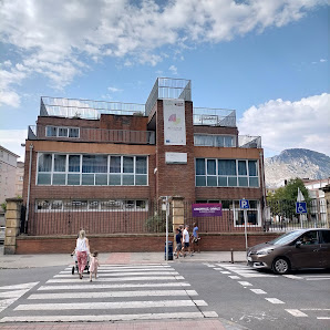 Instituto Durango Fray Juan de Zumarraga Kalea, 21, 48200 Durango, Bizkaia, España