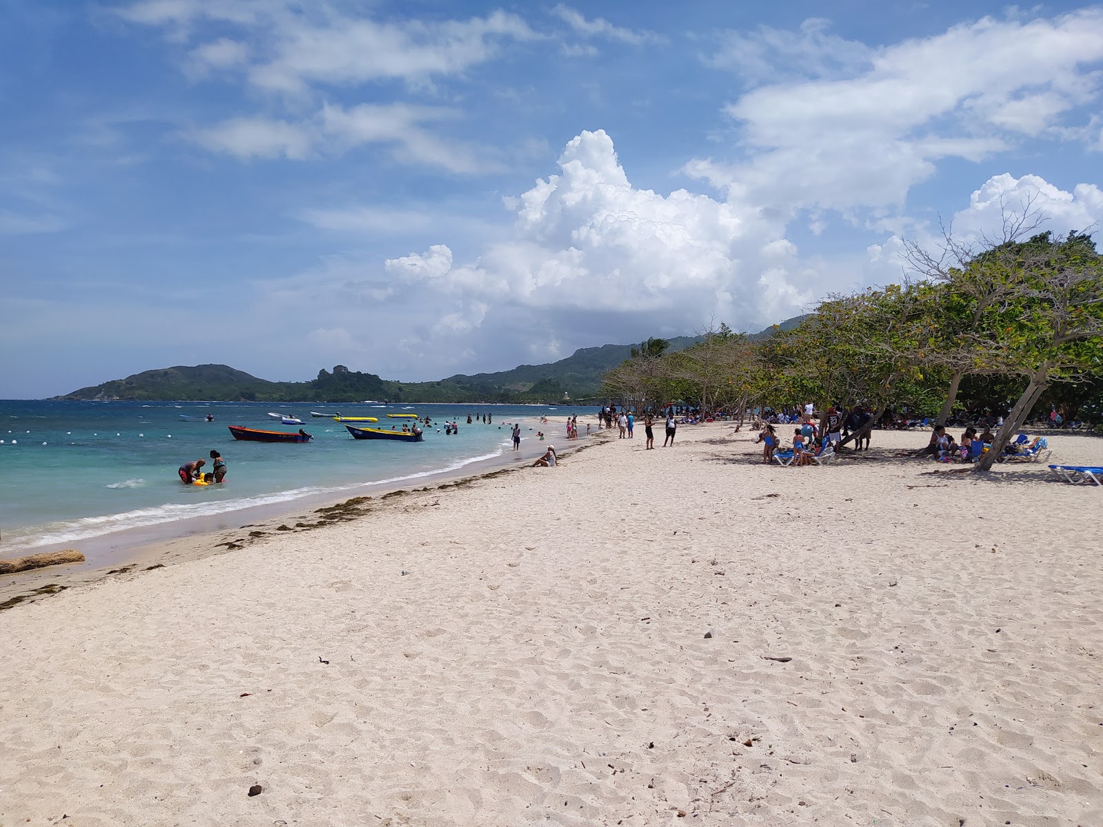 Photo de Playa Teco Maimon avec plage spacieuse